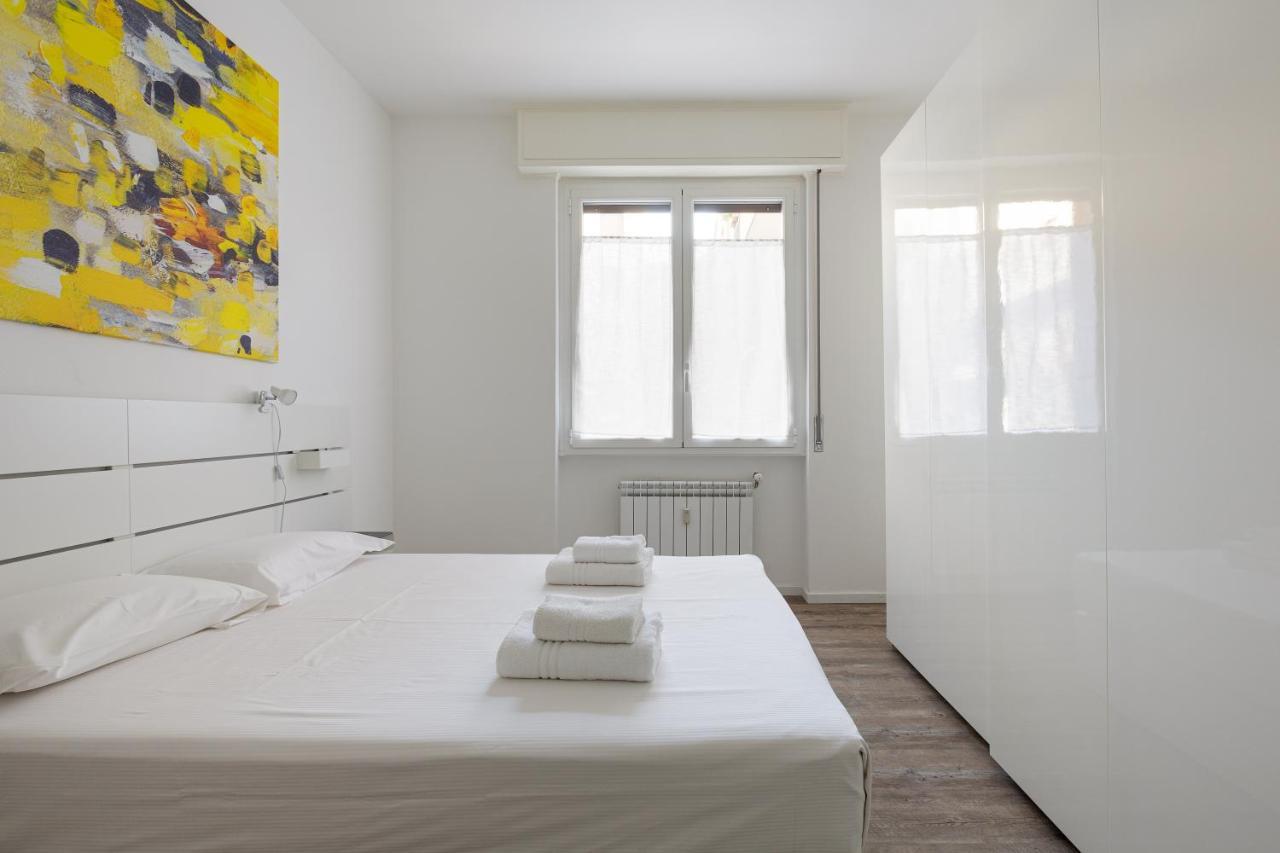 Cagnola Cozy Apartament With Balcony Milano Exterior foto