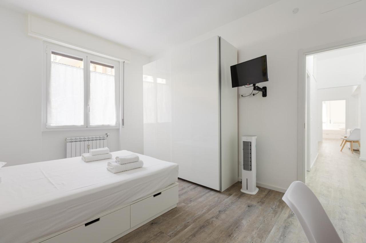 Cagnola Cozy Apartament With Balcony Milano Exterior foto